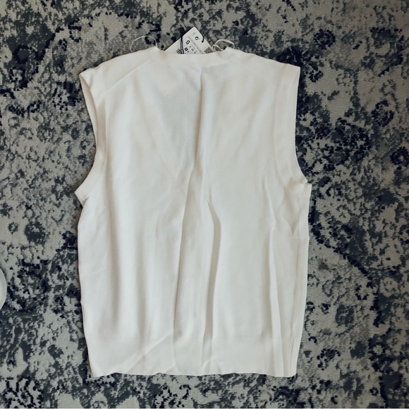 Zara Sleeveless Sweater Vest in Cream with Gold Buttons S - Picture 2 of 3